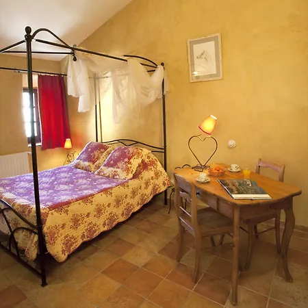 La Fontaine Simiane-la-Rotonde