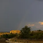 فندق مبيت وإفطار La Fontaine Simiane-la-Rotonde