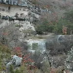 فندق مبيت وإفطار La Fontaine 3*