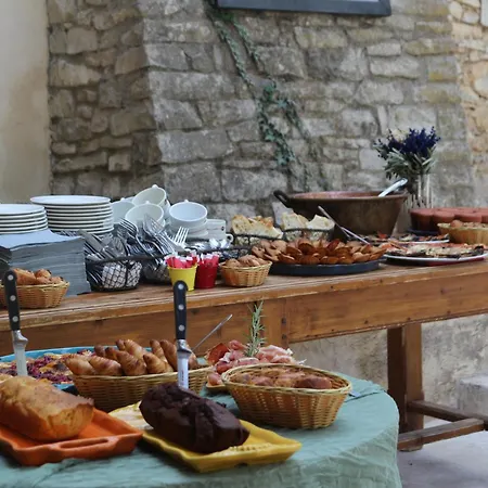 La Fontaine Bed & Breakfast 3*