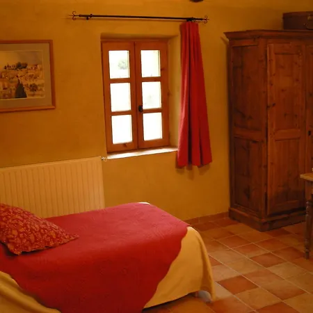 Bed and Breakfast La Fontaine Simiane-la-Rotonde
