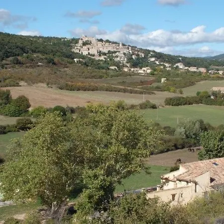 Bed & Breakfast La Fontaine Simiane-la-Rotonde
